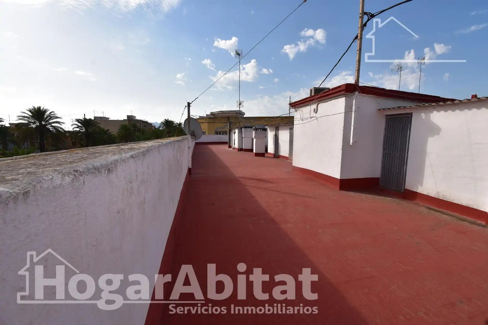 Vista exterior de Pis en venda en Algemesí amb Traster i Balcó