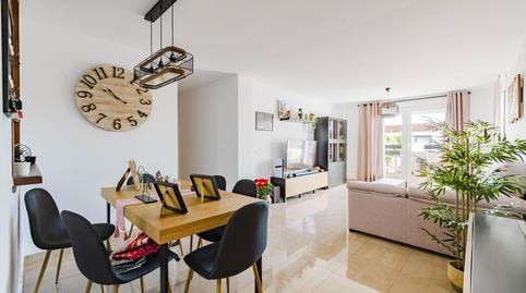 Foto 4 de Piso en venta en Calle Almendro, 4, Alcorrín, Manilva