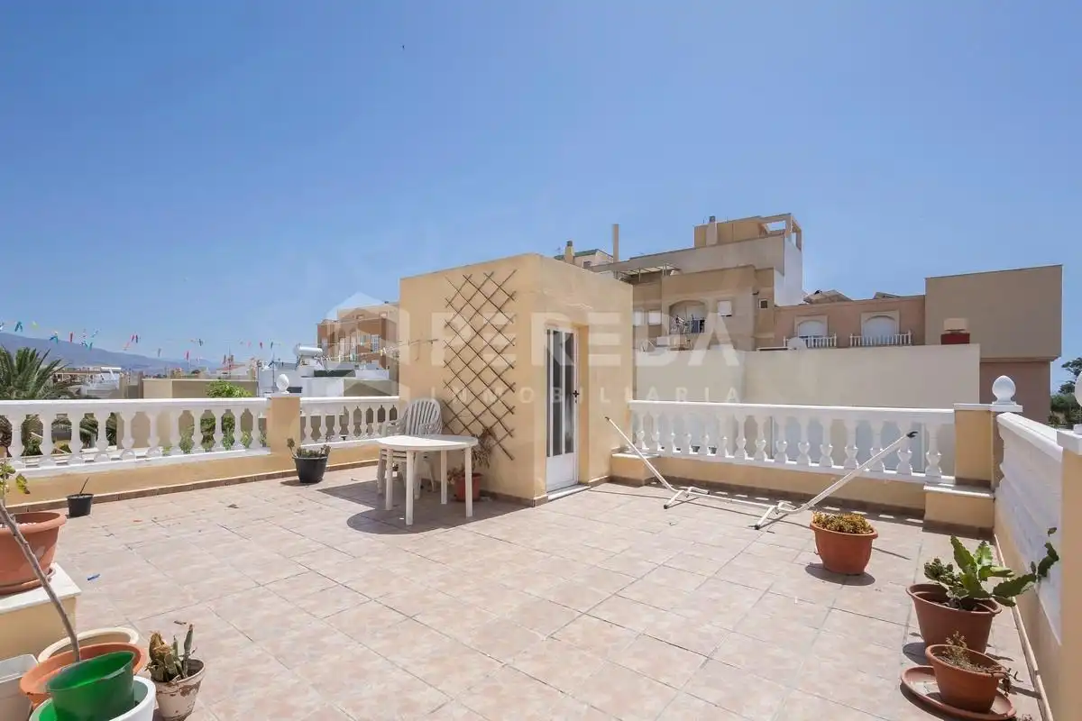 Terraza de Casa o chalet en venta en Roquetas de Mar con Aire acondicionado, Jardín privado y Terraza