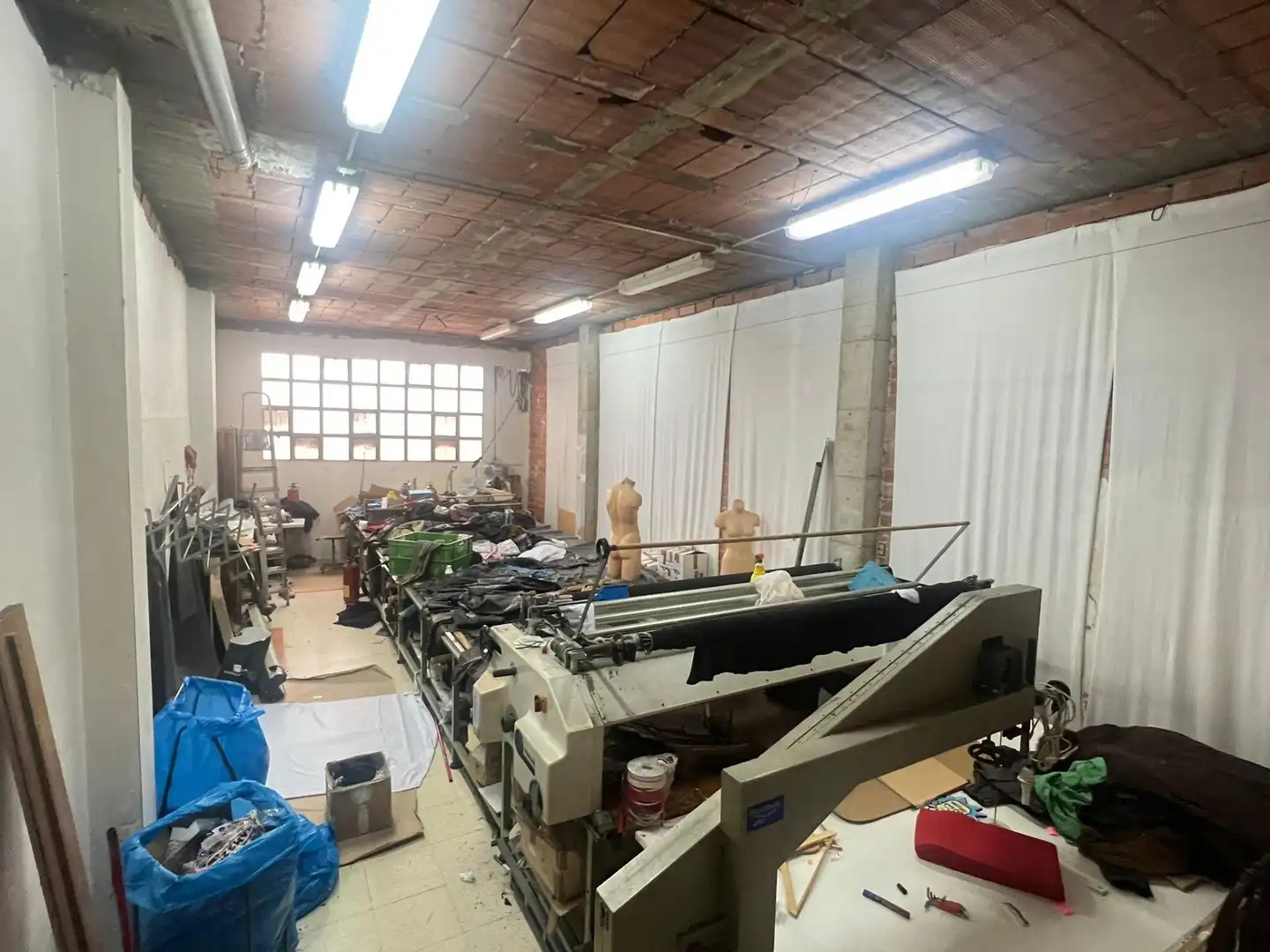 Local comercial en venta en Cerdanyola