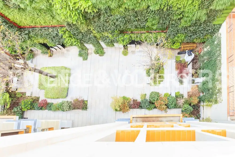 Terraza de Piso de alquiler en Madrid con Aire acondicionado, Calefacción y Jardín privado