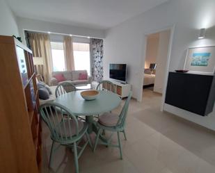 Sala d'estar de Apartament de lloguer en Las Palmas de Gran Canaria amb Terrassa, Moblat i Forn