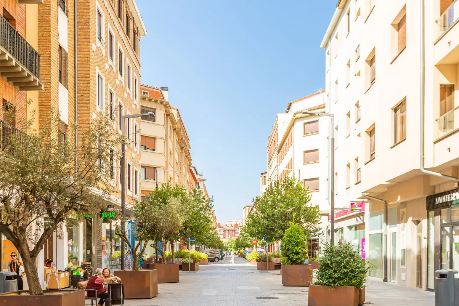Vista exterior de Piso en venta en  Pamplona / Iruña con Parquet y Balcón