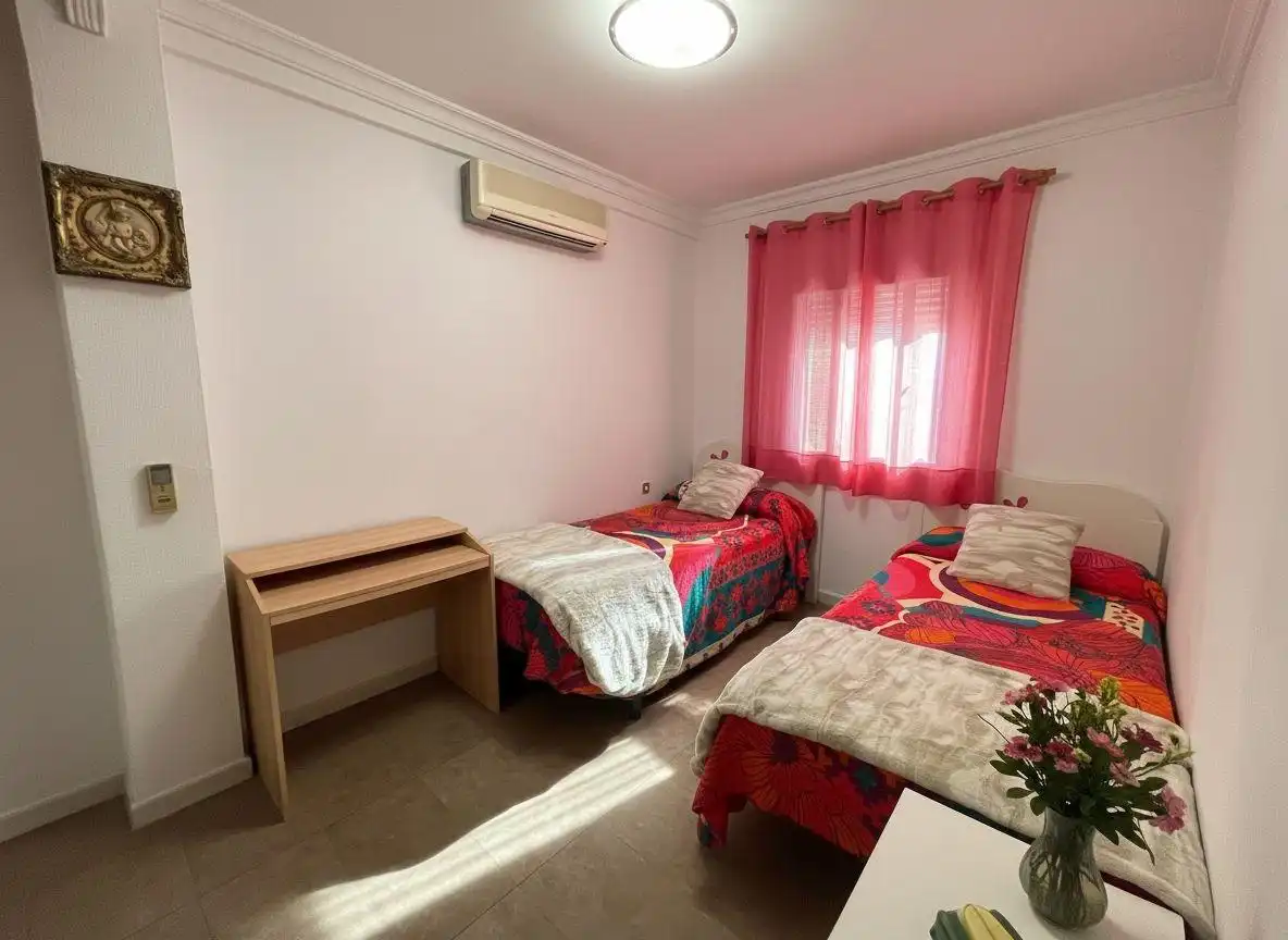 Flat for sale in El Plantinar – Avda. La Paz - El Juncal