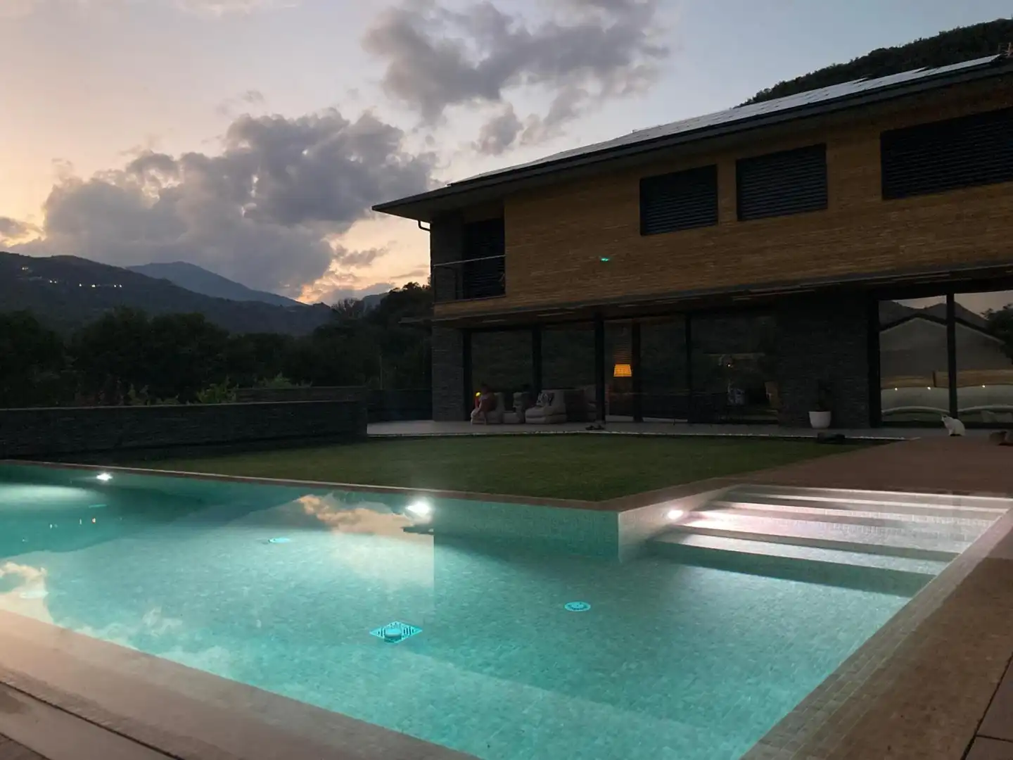 Piscina de Casa o chalet en venta en Sort con Calefacción, Piscina y Amueblado