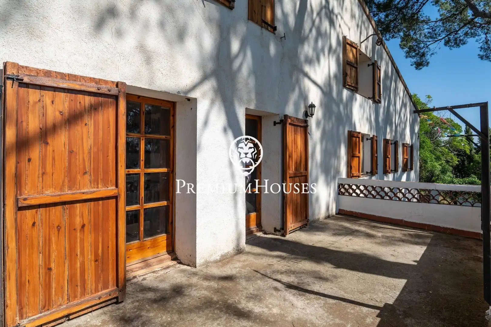 Vista exterior de Finca rústica en venda en Vallmoll amb Calefacció, Terrassa i Traster