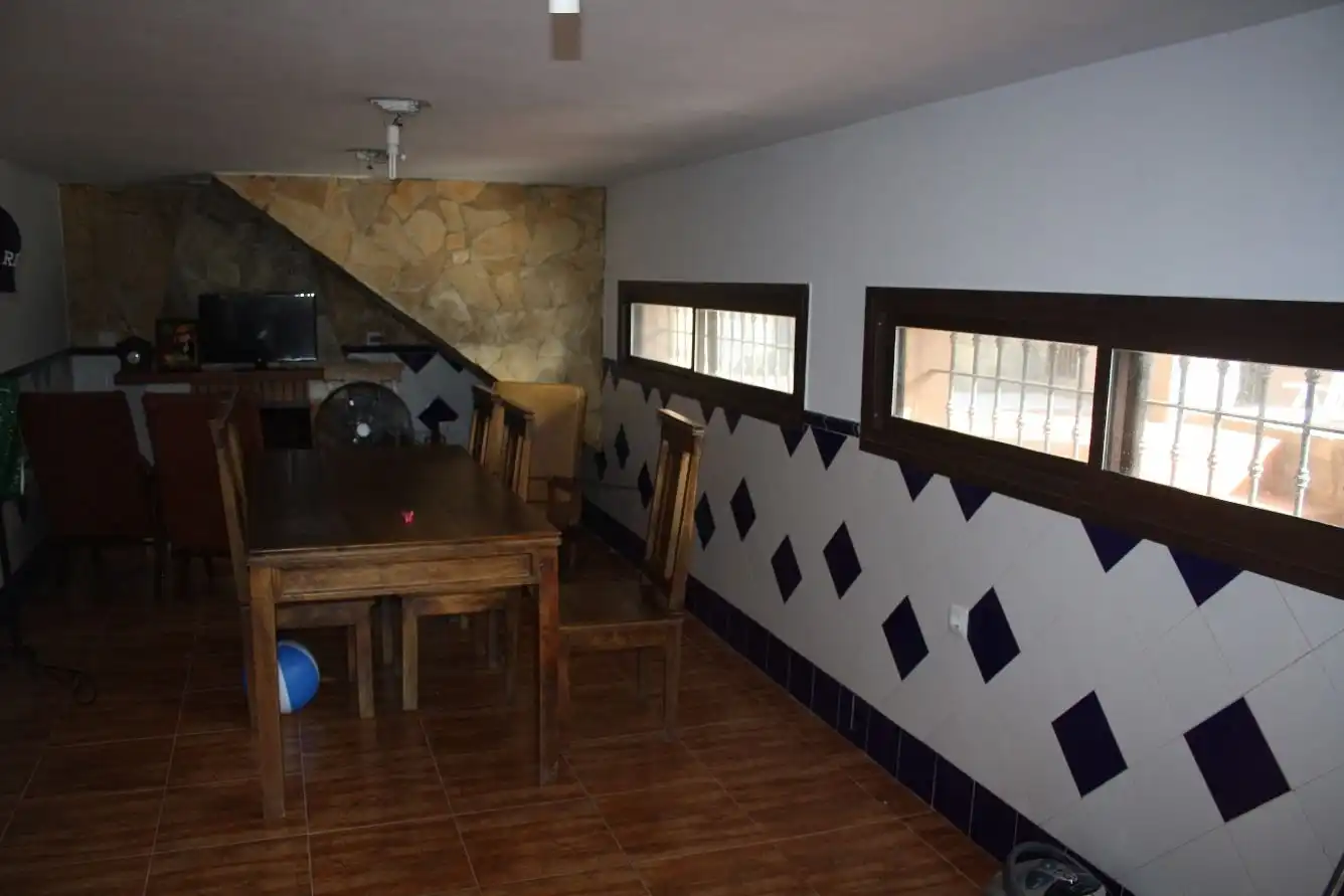 Casa o chalet en venta en Los Barrios con Calefacción, Jardín privado y Trastero