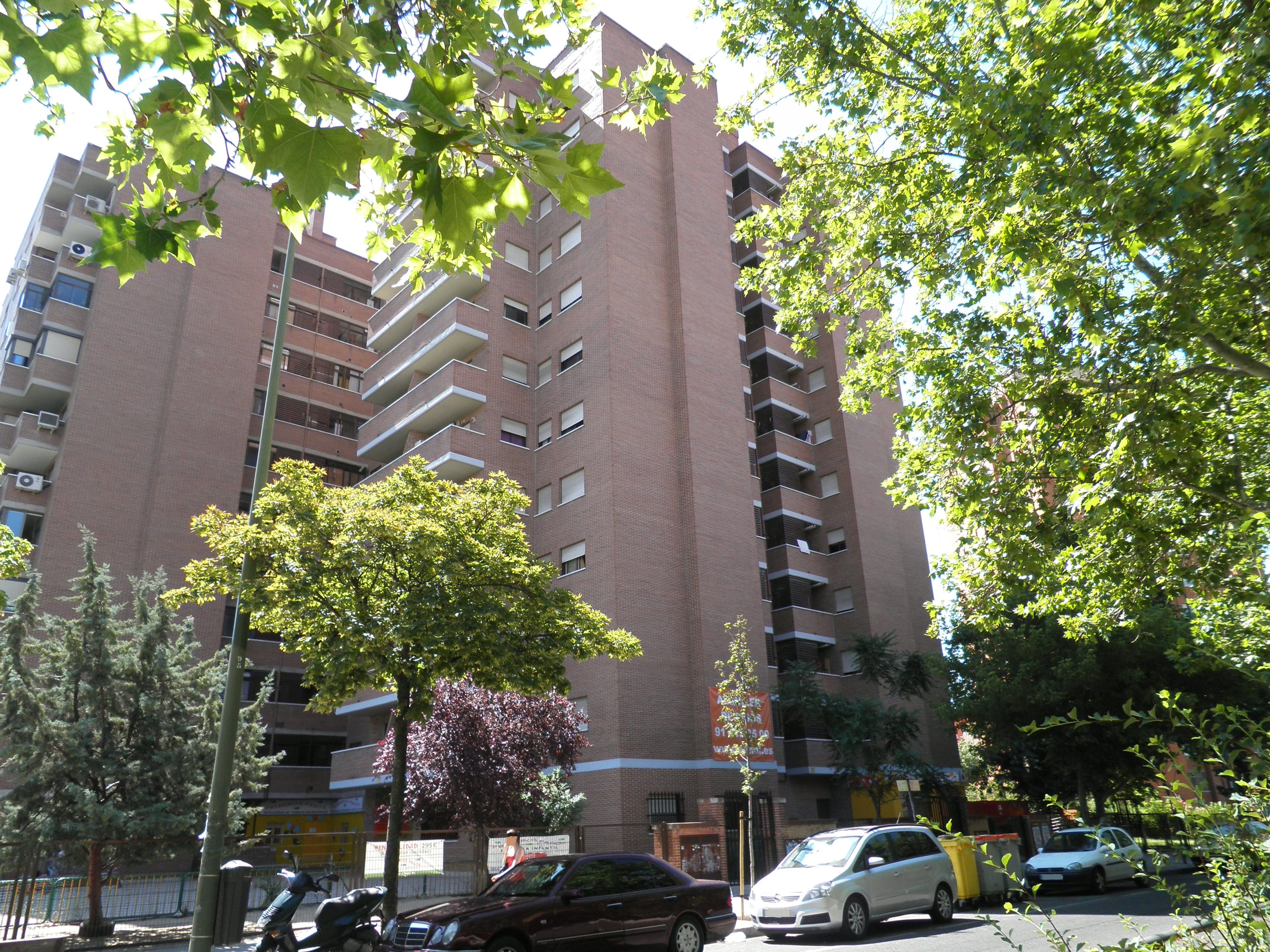 Exterior view of Garage to rent in  Madrid Capital