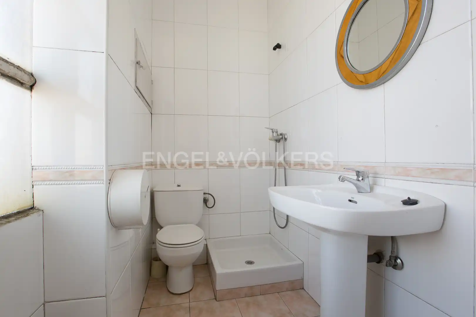 Bathroom of Buildings for sale in Bilbao 