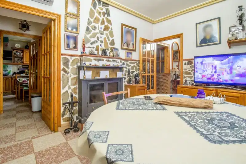 Bedroom of Houses for sale in Úbeda  with Air Conditioner, Terrace and Storage room