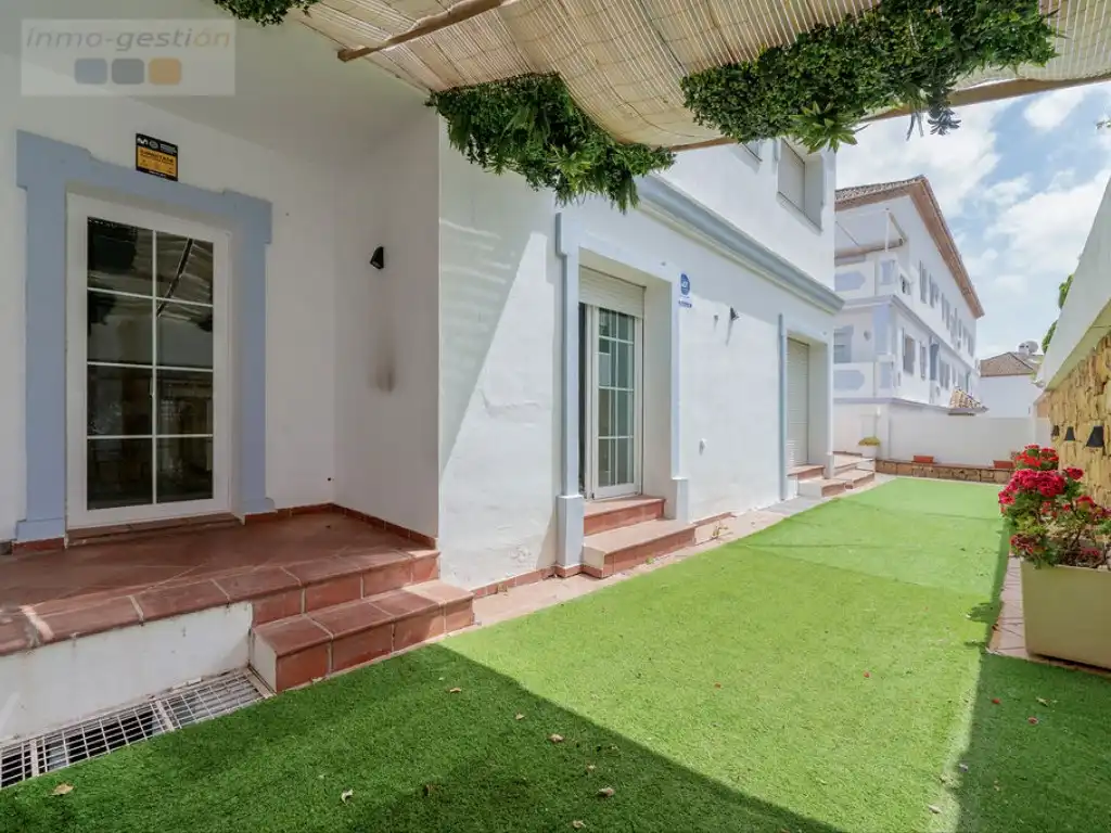 Außenansicht von Maisonette zur Miete in Marbella