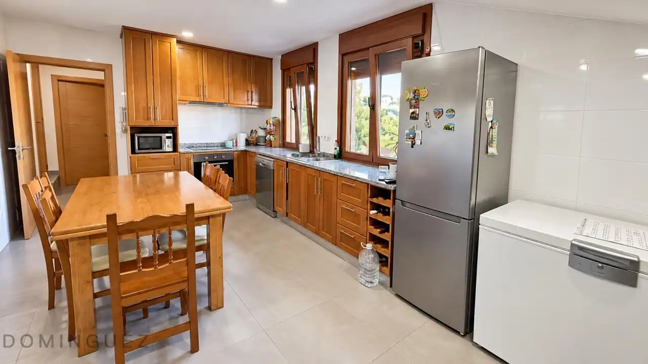 Casa amb jardí en venda a Marín, imagen 12