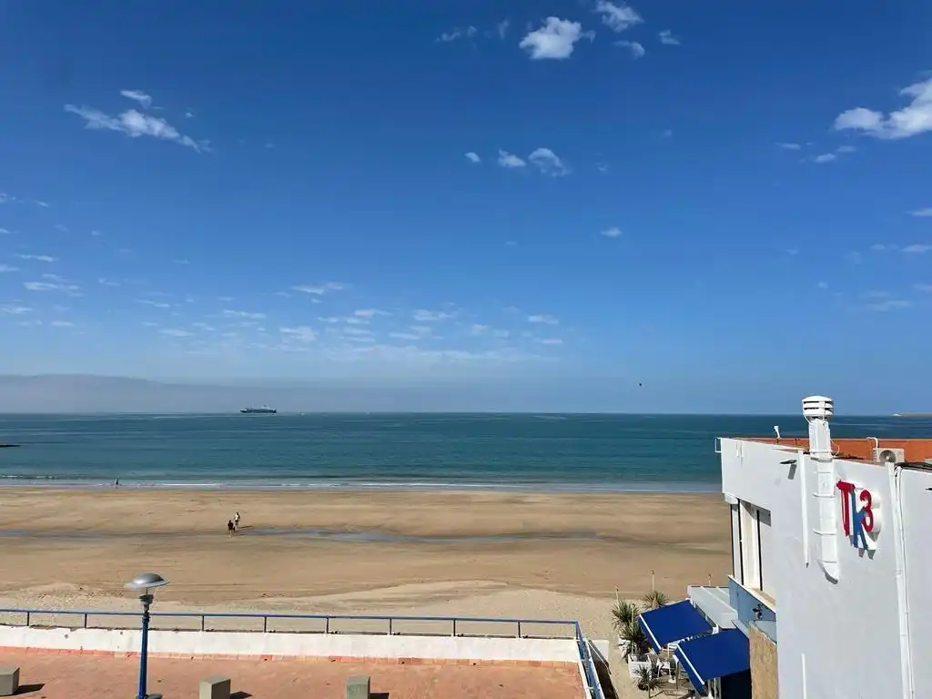 Bedroom of Flat for rent in El Puerto de Santa María  with Terrace and Alarm