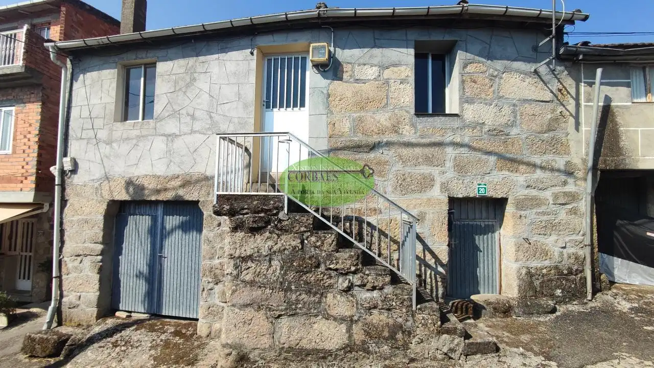 House for sale in O Pereiro de Aguiar
