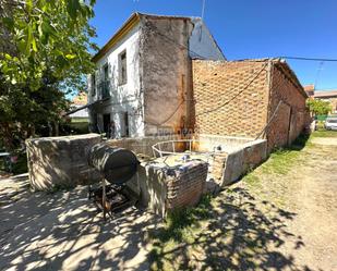 Vista exterior de Casa o xalet en venda en Marchamalo amb Parquet