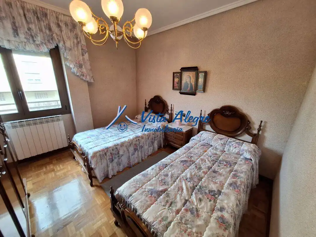 Habitación de Piso en venta en Haro con Calefacción, Terraza y Trastero