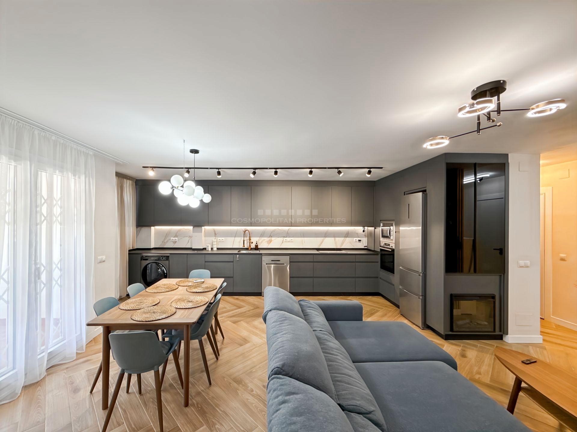 Cocina de Piso en venta en Torremolinos con Aire acondicionado, Jardín privado y Terraza