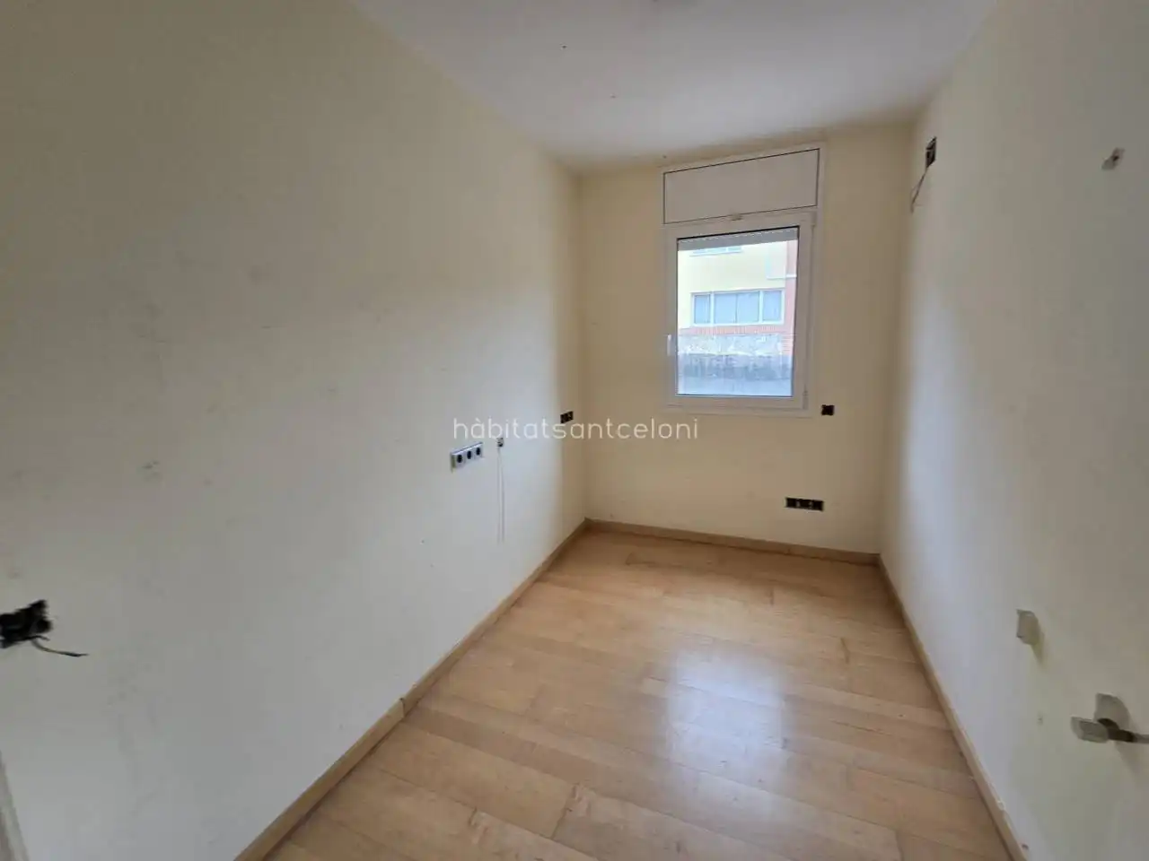 Dormitori de Casa o xalet en venda en Vallromanes amb Jardí privat, Terrassa i Piscina