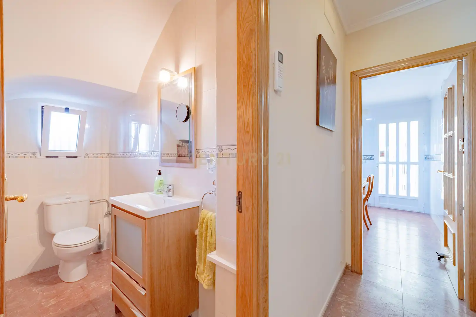 Baño de Casa adosada en venta en Náquera con Trastero, Piscina y Horno