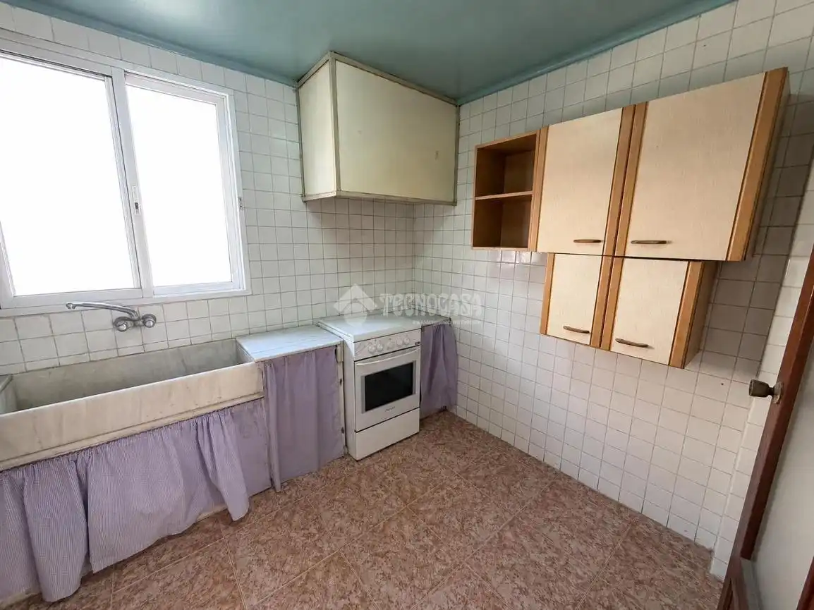 Cuina de Casa o xalet en venda en Valencia