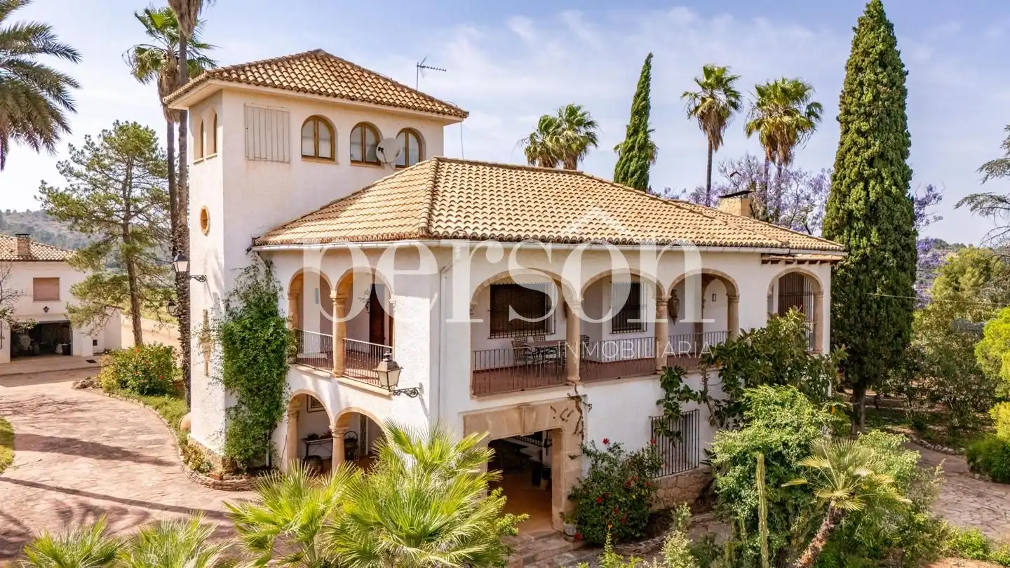 Villa con terrazza in vendita a Canals, imagen 2