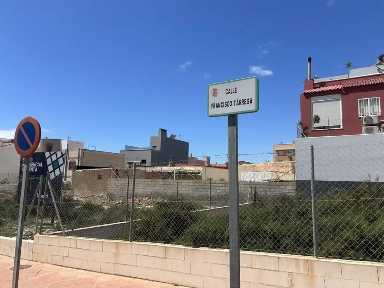 Vista exterior de Residencial en venda en Almería