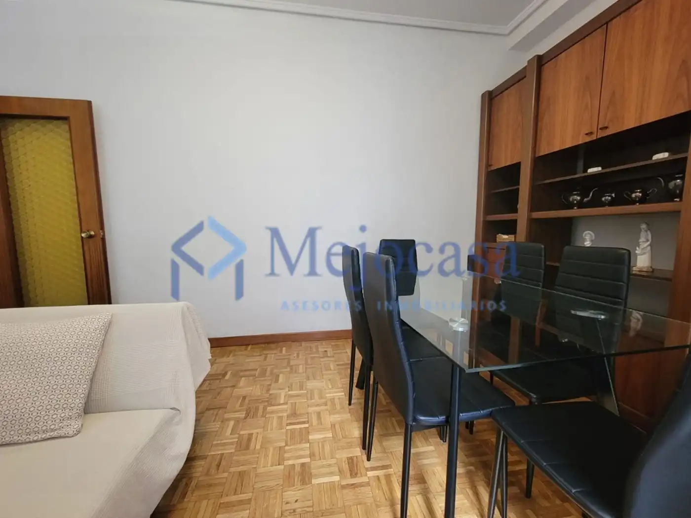 Living room of Flat for sale in Madrid  with Heating, Parquet flooring and Terrace