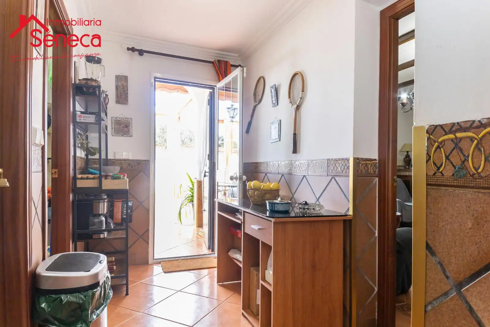 Kitchen of Houses for sale in La Carlota  with Air Conditioner, Heating and Private garden