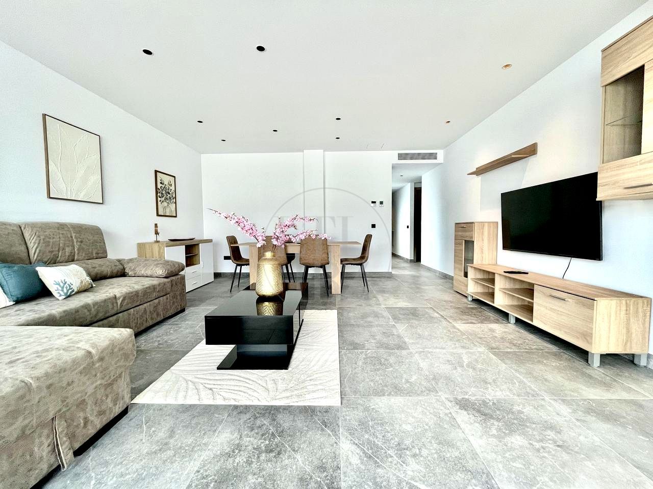Sala d'estar de Apartament de lloguer en Santa Eulària des Riu amb Aire condicionat, Calefacció i Terrassa