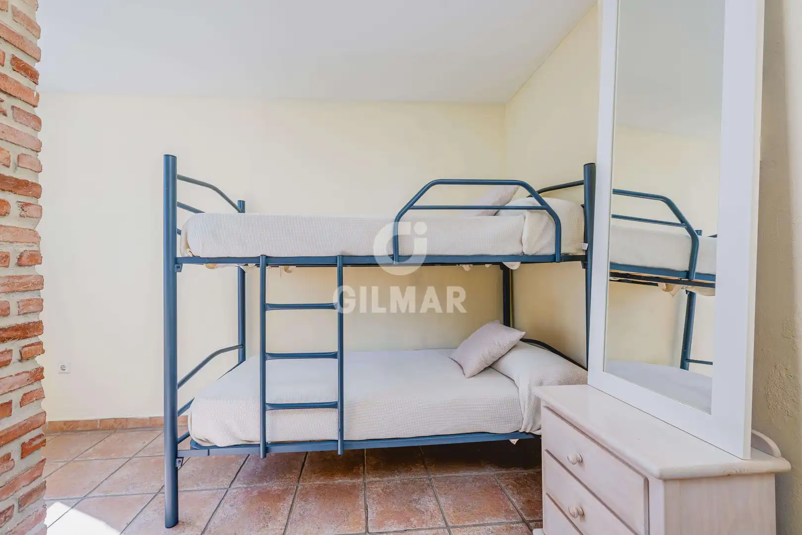 Bedroom of Flat for sale in Fuengirola  with Heating, Furnished and Balcony