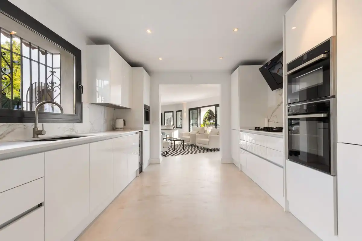 Cocina de Casa o chalet en venta en Marbella con Piscina