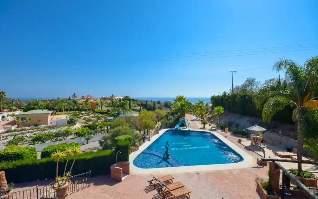 Villa con piscina in vendita a La Capellanía - El Higuerón, imagen 3