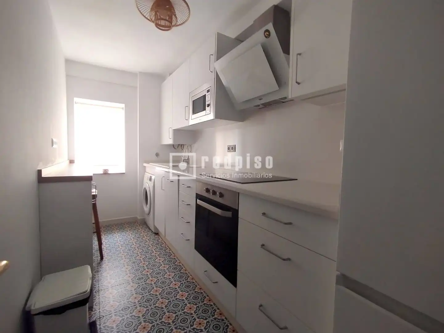 Cocina de Piso de alquiler en Sevilla con Aire acondicionado y Jardín privado