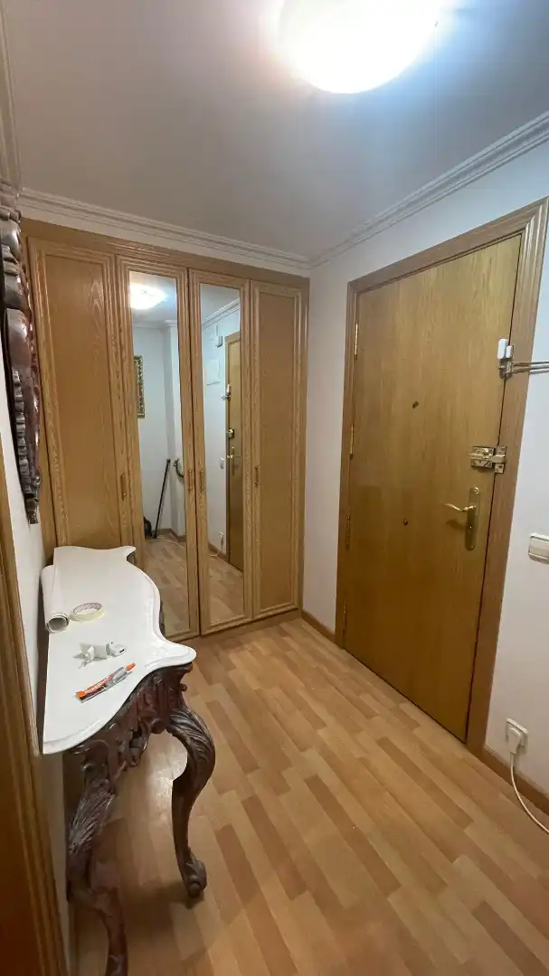 Wohnung zur Miete in Avenida de Moratalaz, Marroquina