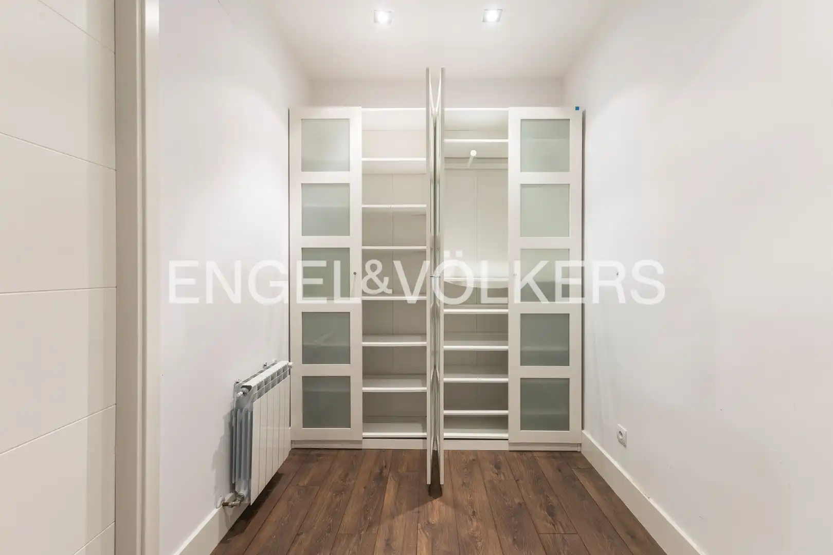 Habitación de Piso en venta en Madrid con Aire acondicionado y Calefacción