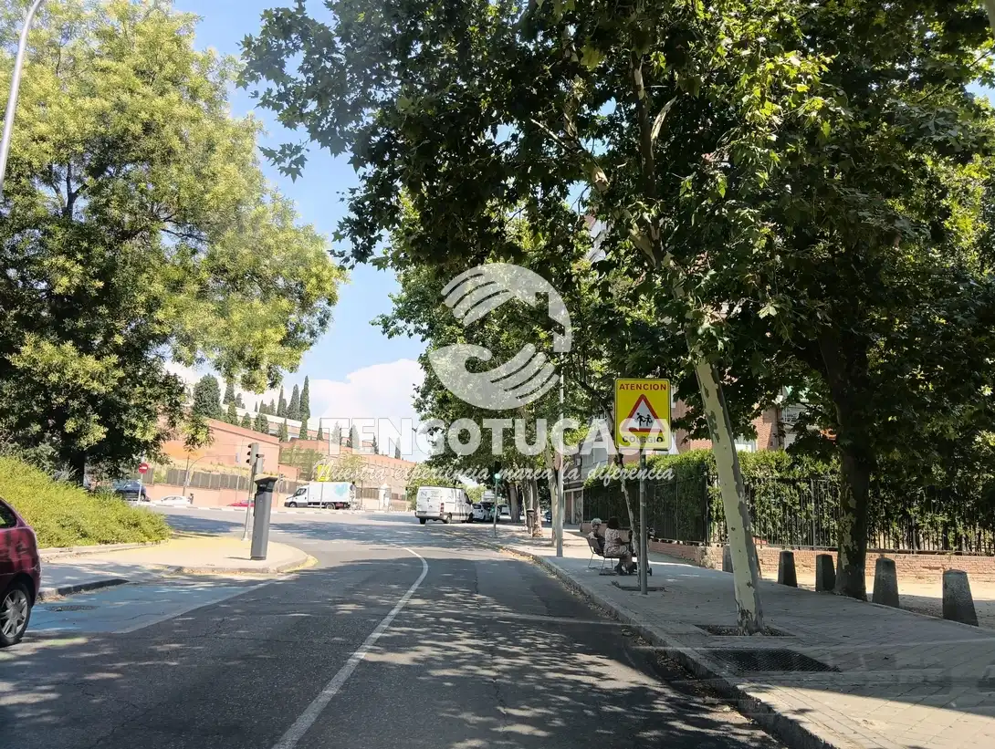 Vista exterior de Pis en venda en Madrid amb Aire condicionat, Calefacció i Jardí privat