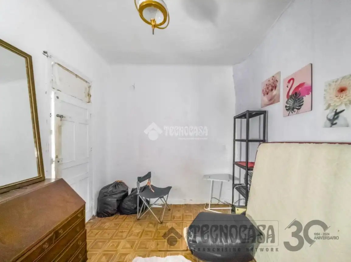 Habitación de Piso en venta en Madrid con Calefacción