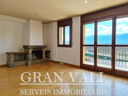 Living room of Duplex for sale in Puigcerdà