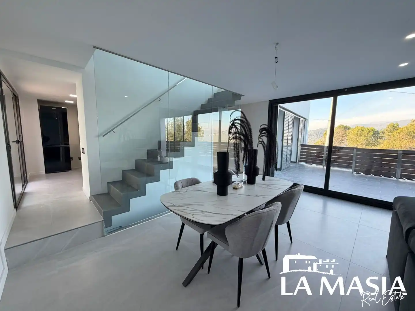 Comedor de Casa o chalet en venta en Canyelles con Aire acondicionado, Calefacción y Jardín privado