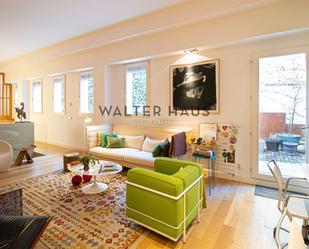 Living room of Flat for sale in  Madrid Capital  with Air Conditioner, Heating and Terrace