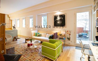 Living room of Flat for sale in  Madrid Capital  with Air Conditioner, Heating and Terrace