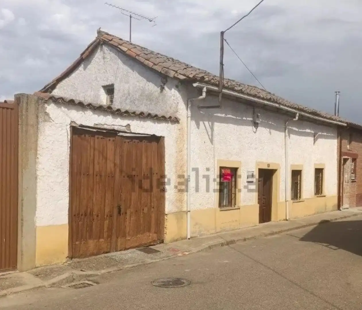 Außenansicht von Country house zum Verkauf in Santa Cristina de Valmadrigal mit Möbliert