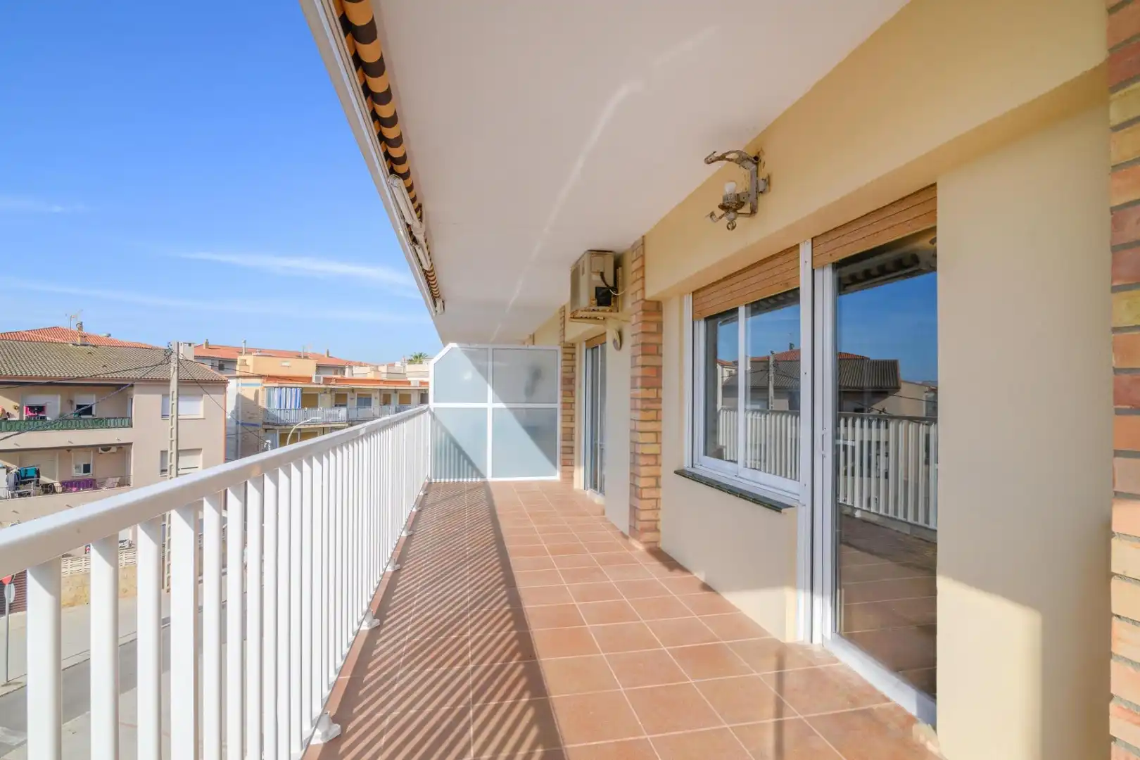 Piso con balcón en venta en PAISOS CATALANS DELS, imagen 31
