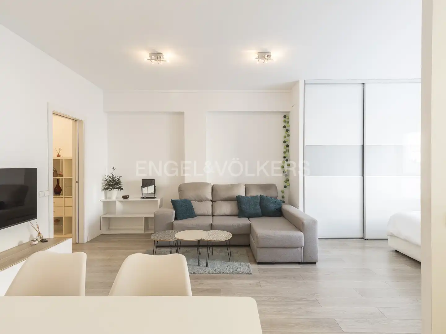 Flat with lift to rent in Eixample