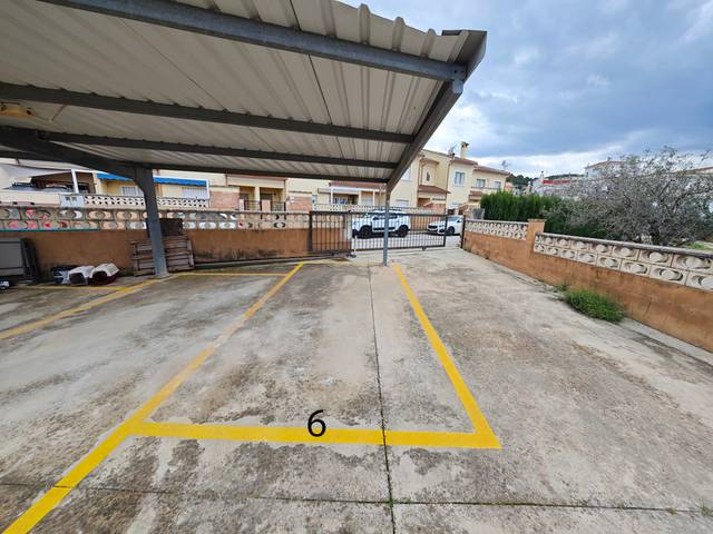 Garaje en Venta en Calle Montgo, 3 en Benidoleig