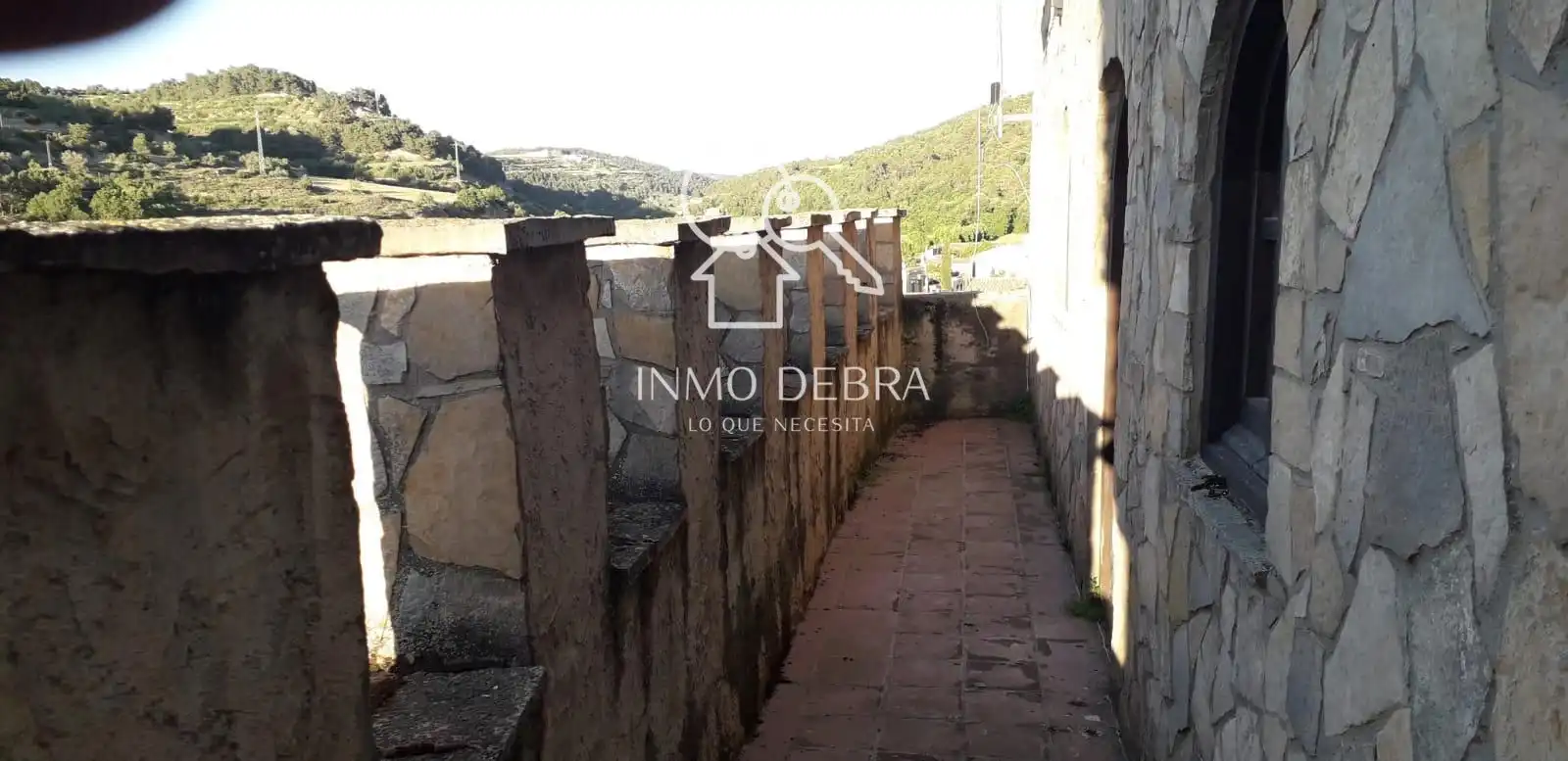 Vista exterior de Casa o xalet en venda en Conesa amb Calefacció, Traster i Moblat