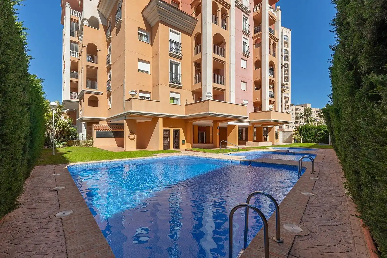 Apartament amb piscina en venda a Avenida Roentgen, imagen 27