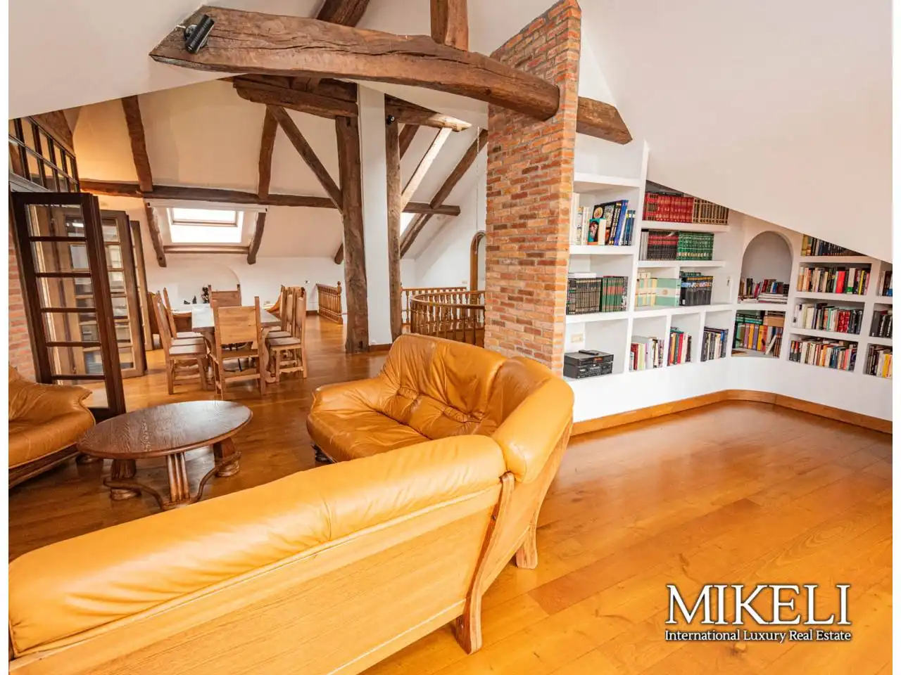 Sala de estar de Casa o chalet en venta en Santillana del Mar con Calefacción, Jardín privado y Parquet