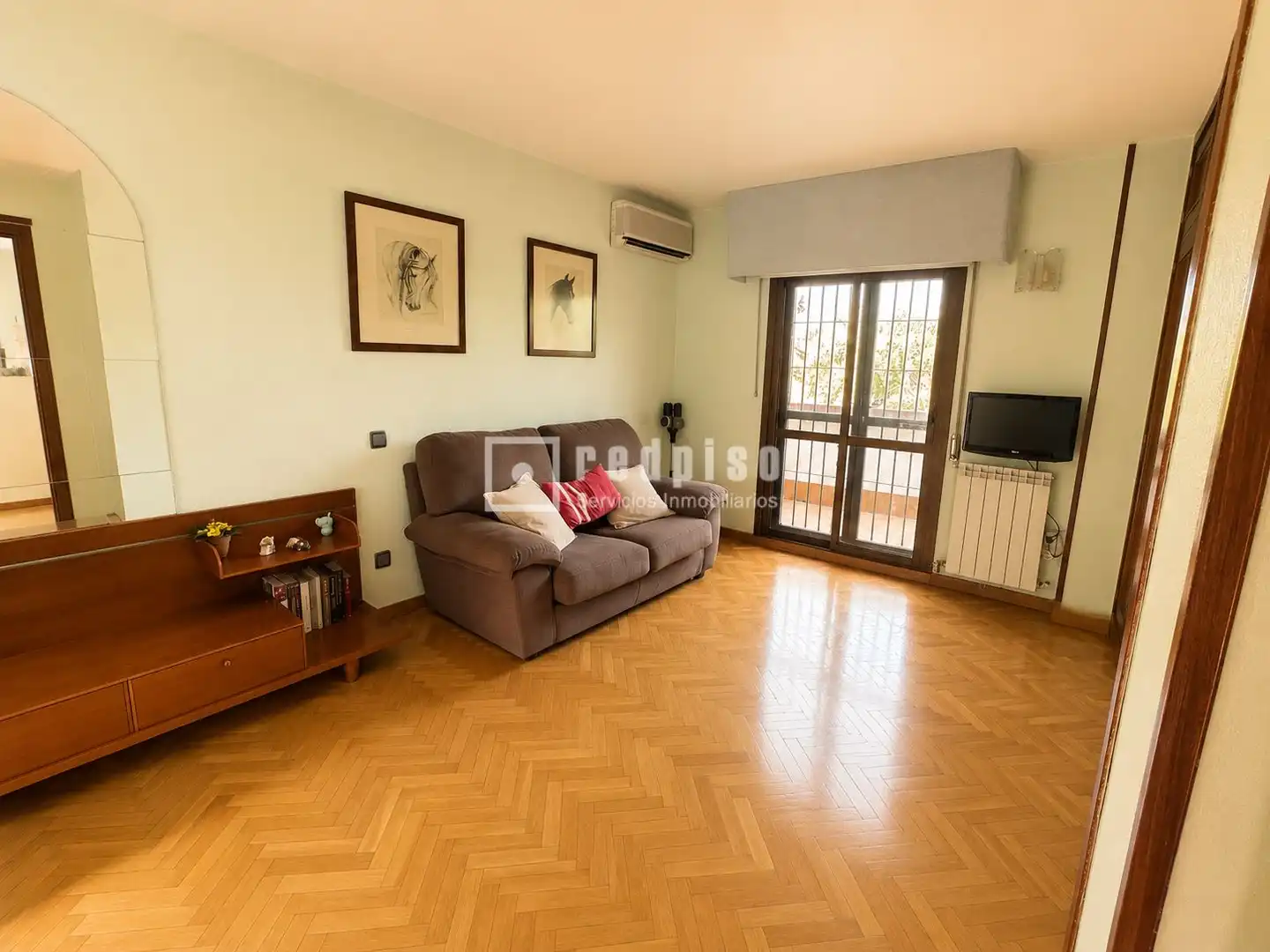 Dormitori de Casa o xalet en venda en Coslada amb Aire condicionat, Calefacció i Terrassa