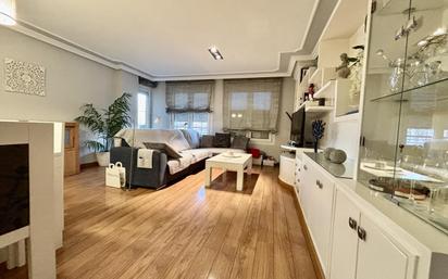 Living room of Flat for sale in  Zaragoza Capital  with Air Conditioner, Heating and Terrace